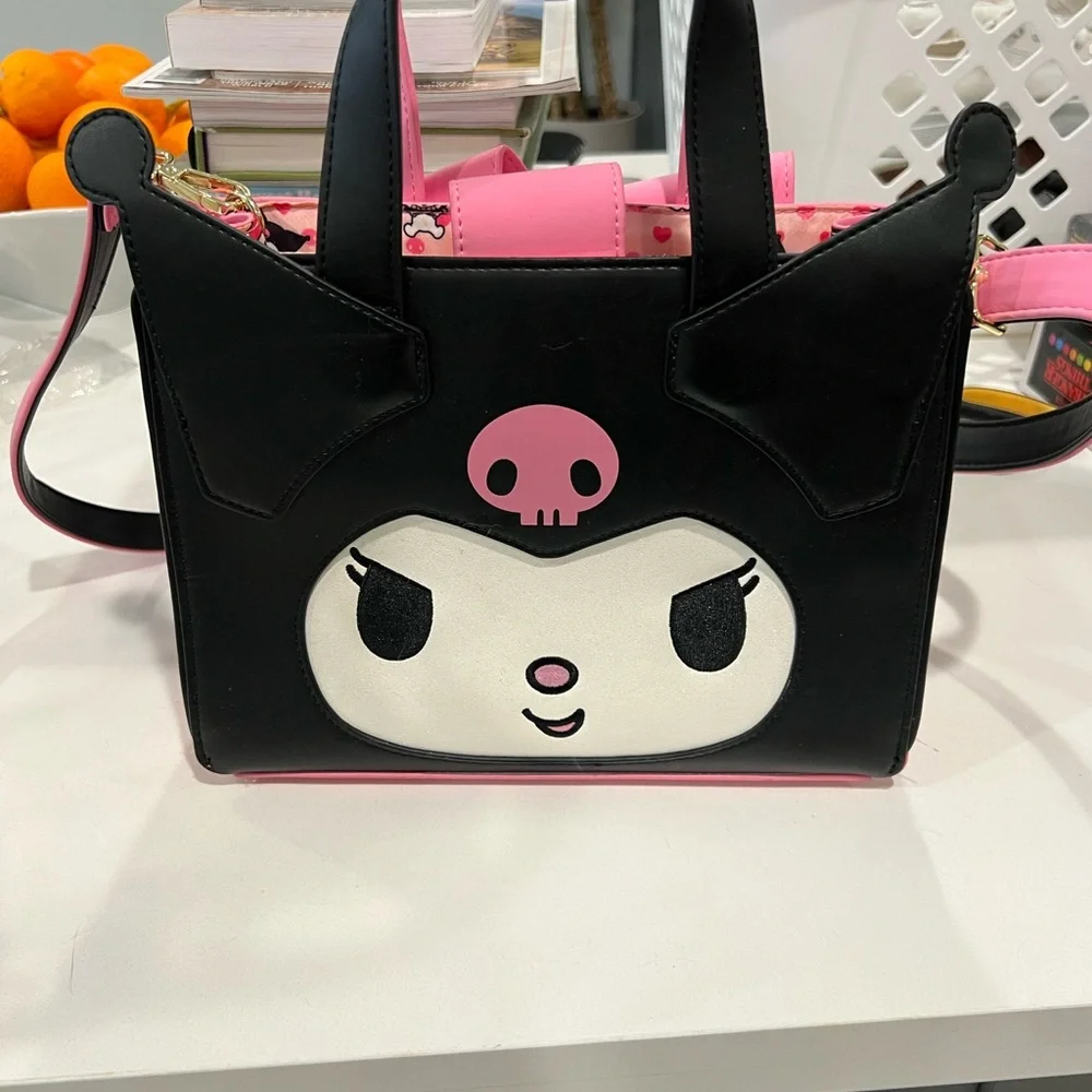 Hello Kitty, kit for your favorite fan